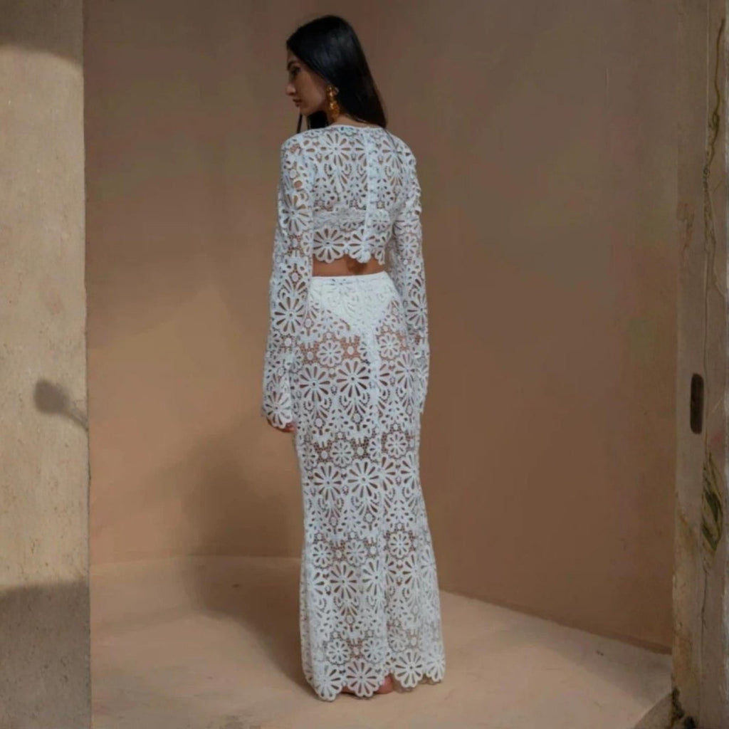 Delphine - White