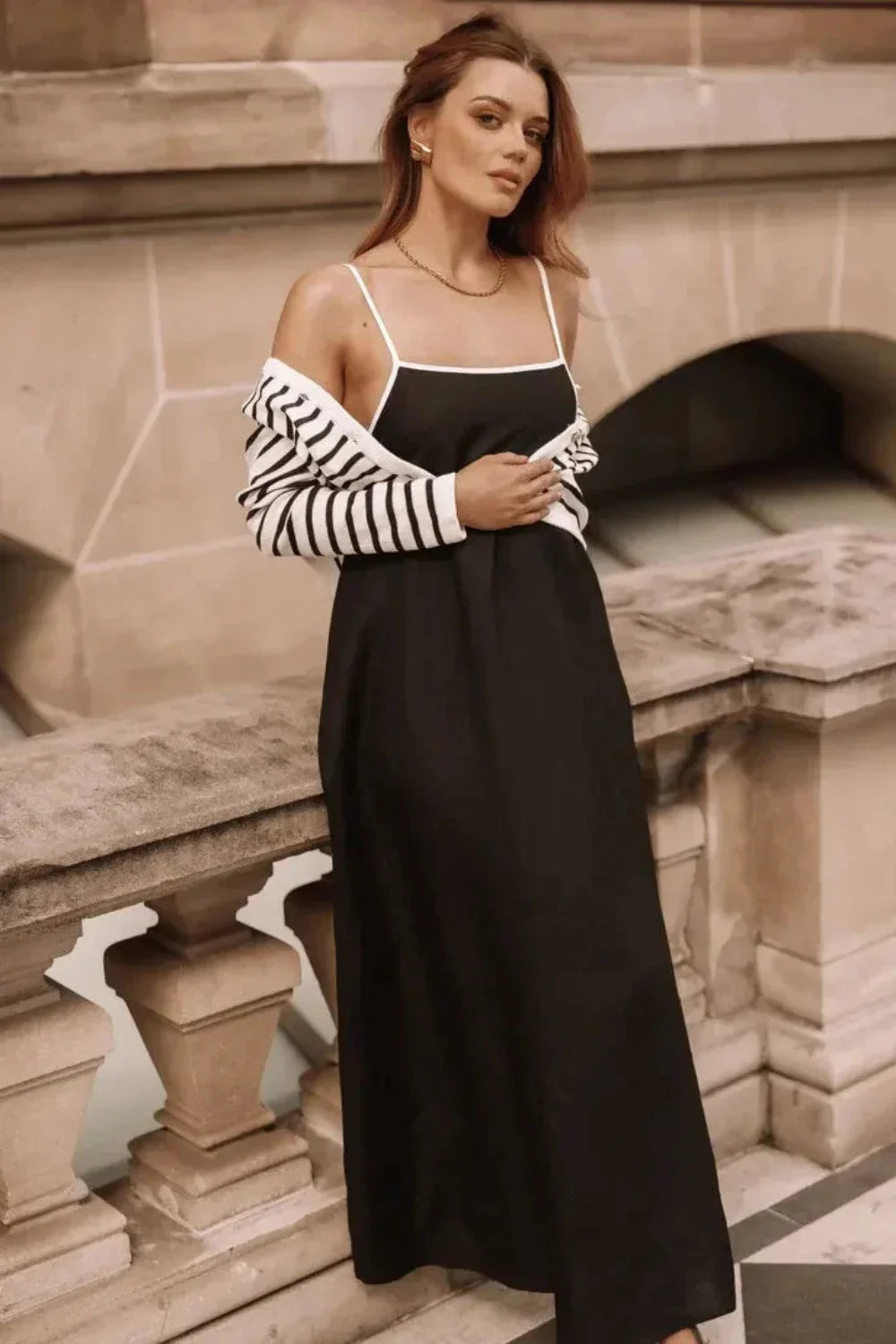 Akisha - Black